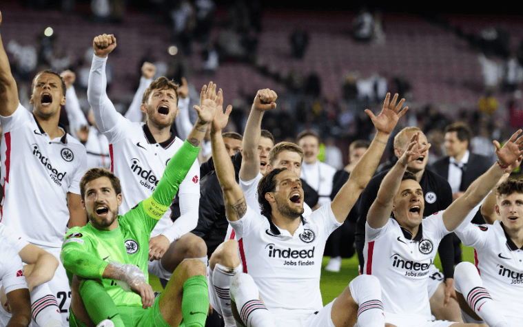 爱游戏包含那不勒斯迎德国杯关键赛，赛前更衣室发声，底气十足，阵容厚度经受考验的词条