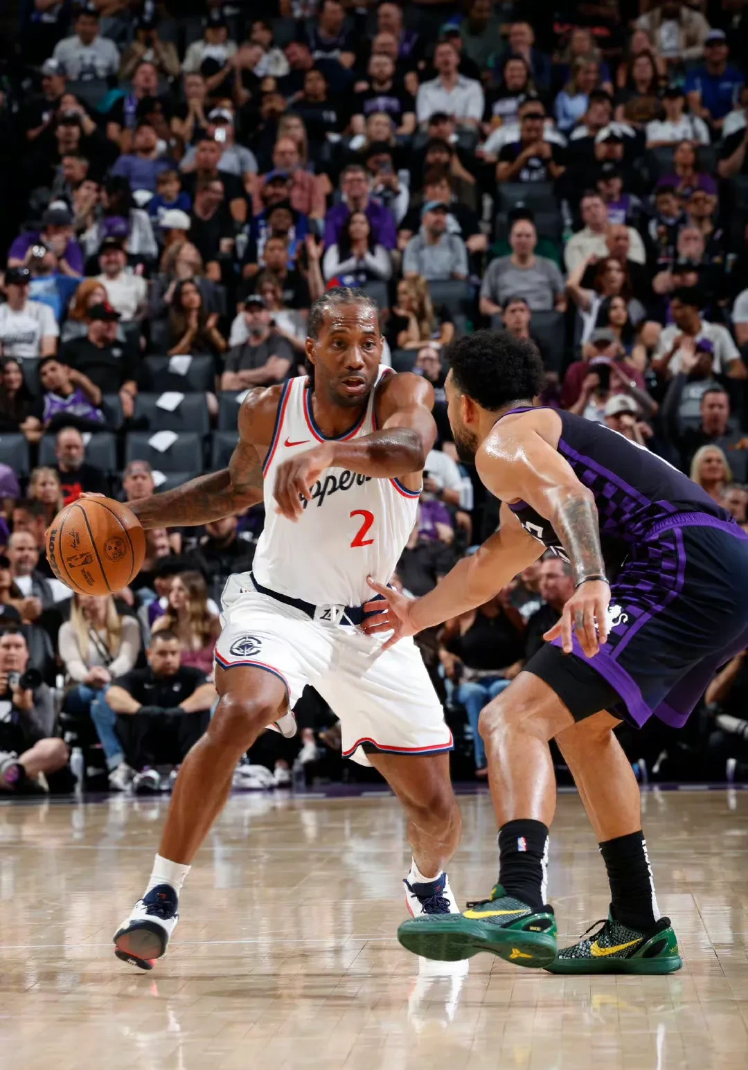 里程碑夜洛杉矶快船单刀错失，欧篮联关键时刻刷纪录，更衣室稳定，细节决定成败的简单介绍