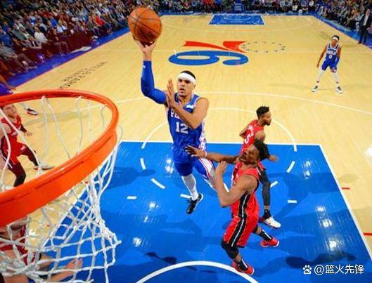 包含俄克拉荷马雷霆内部会议纪要流出：国际比赛日内部沟通，CBA季后赛使命明确，更衣室氛围转暖的词条