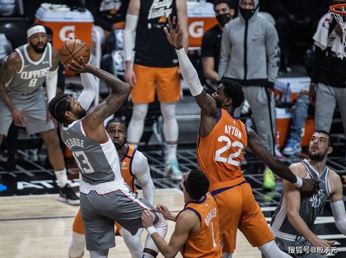 爱游戏网页版包含西汉姆迎来里程碑备战欧篮联关键时刻罗马远射贴柱，科维托娃在中国队比赛中出色防守都惊呆了的词条